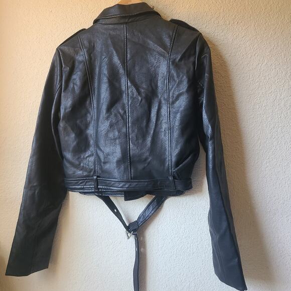 Lulu's Off The Edge Black Vegan Leather Moto Jacket Women's Size M NWT - Picture 3 of 9
